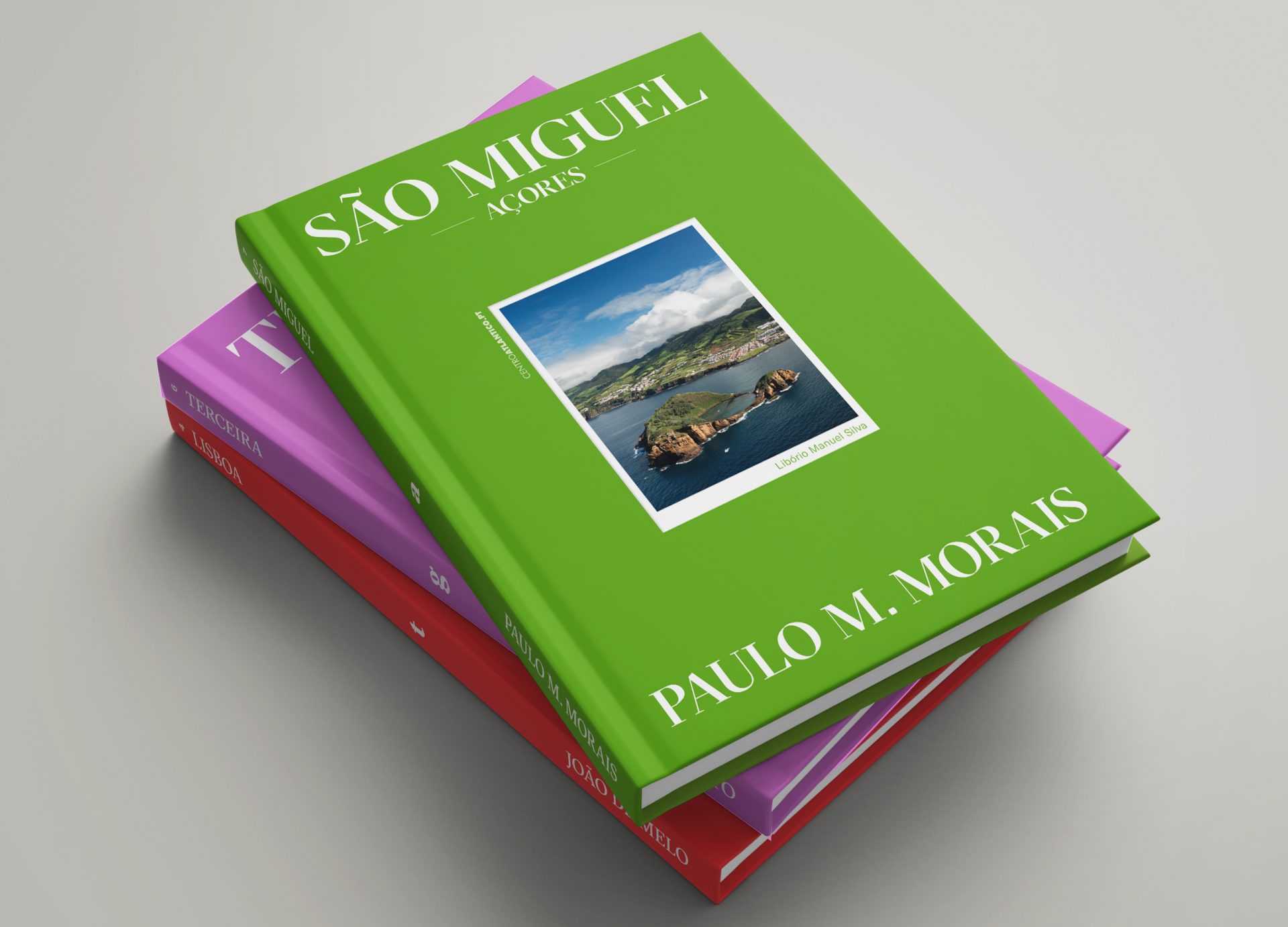 K3d_SaoMiguel_3 livros diferentes